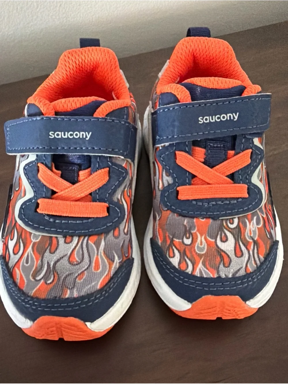 Saucony Flash Kids Shoes Sz 5 M Navy Orange Leather & Mesh NWOT